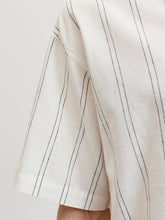 Ladda upp bild till gallerivisning, model_shot-detail