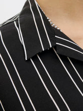 Ladda upp bild till gallerivisning, model_shot-detail