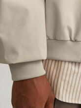 Ladda upp bild till gallerivisning, model_shot-detail