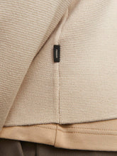 Ladda upp bild till gallerivisning, model_shot-detail