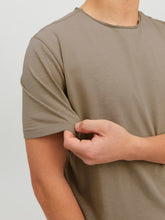 Ladda upp bild till gallerivisning, model_shot-detail