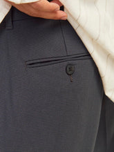Ladda upp bild till gallerivisning, model_shot-detail