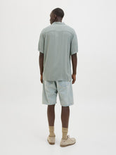 Ladda upp bild till gallerivisning, model_shot-back