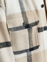 Ladda upp bild till gallerivisning, model_shot-detail