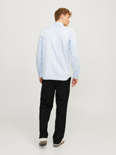 Ladda upp bild till gallerivisning, model_shot-back