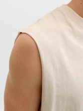 Ladda upp bild till gallerivisning, model_shot-detail