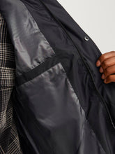 Ladda upp bild till gallerivisning, model_shot-detail