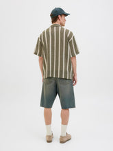 Ladda upp bild till gallerivisning, model_shot-back