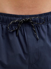 Ladda upp bild till gallerivisning, model_shot-detail