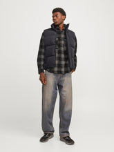 Ladda upp bild till gallerivisning, model_shot-front_full