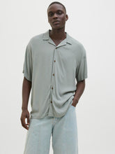 Ladda upp bild till gallerivisning, model_shot-front