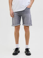 Ladda upp bild till gallerivisning, model_shot-front