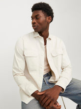 Ladda upp bild till gallerivisning, model_shot-creative