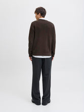Ladda upp bild till gallerivisning, model_shot-back