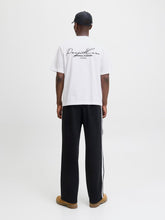 Ladda upp bild till gallerivisning, model_shot-back