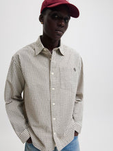 Ladda upp bild till gallerivisning, model_shot-creative