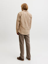 Ladda upp bild till gallerivisning, model_shot-back