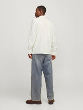Ladda upp bild till gallerivisning, model_shot-back