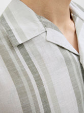 Ladda upp bild till gallerivisning, model_shot-detail