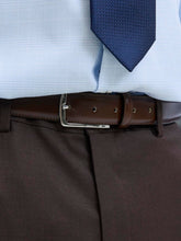 Ladda upp bild till gallerivisning, model_shot-creative