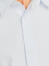 Ladda upp bild till gallerivisning, model_shot-detail