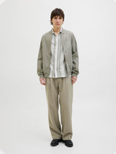 Ladda upp bild till gallerivisning, model_shot-front_full