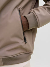 Ladda upp bild till gallerivisning, model_shot-detail