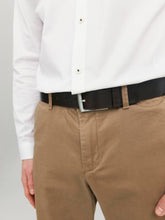 Ladda upp bild till gallerivisning, model_shot-front