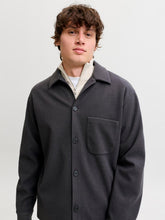 Ladda upp bild till gallerivisning, model_shot-creative