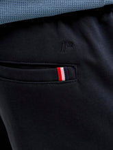 Ladda upp bild till gallerivisning, model_shot-detail