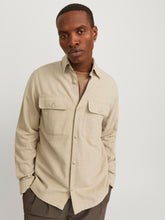 Ladda upp bild till gallerivisning, model_shot-creative