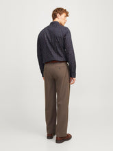 Ladda upp bild till gallerivisning, model_shot-back