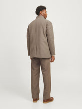 Ladda upp bild till gallerivisning, model_shot-back