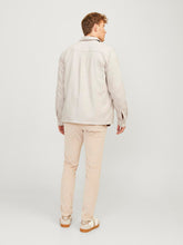 Ladda upp bild till gallerivisning, model_shot-back