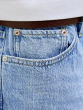 Ladda upp bild till gallerivisning, model_shot-detail