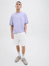 Ladda upp bild till gallerivisning, model_shot-creative