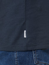Ladda upp bild till gallerivisning, JJEORGANIC T-Shirt - Navy Blazer