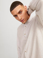 Ladda upp bild till gallerivisning, JJESUMMER Shirts - Crockery