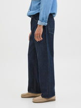 Ladda upp bild till gallerivisning, model_shot-detail
