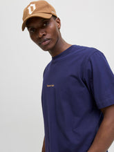 Ladda upp bild till gallerivisning, model_shot-creative
