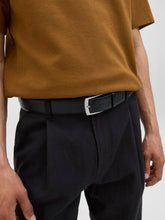 Ladda upp bild till gallerivisning, model_shot-front
