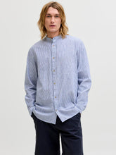 Ladda upp bild till gallerivisning, model_shot-front
