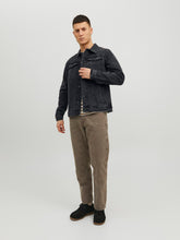 Ladda upp bild till gallerivisning, model_shot-front_full
