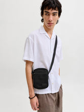 Ladda upp bild till gallerivisning, model_shot-front
