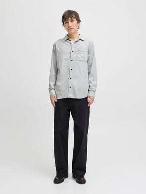 model_shot-front_full