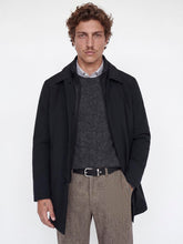 Ladda upp bild till gallerivisning, model_shot-front
