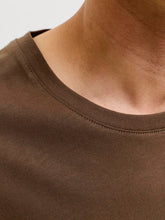 Ladda upp bild till gallerivisning, model_shot-detail
