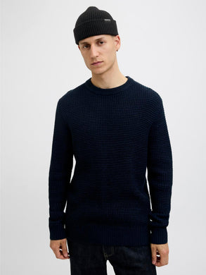 model_shot-front