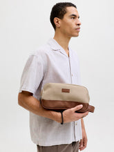 Ladda upp bild till gallerivisning, model_shot-front
