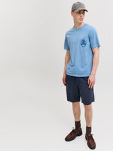 Ladda upp bild till gallerivisning, model_shot-creative
